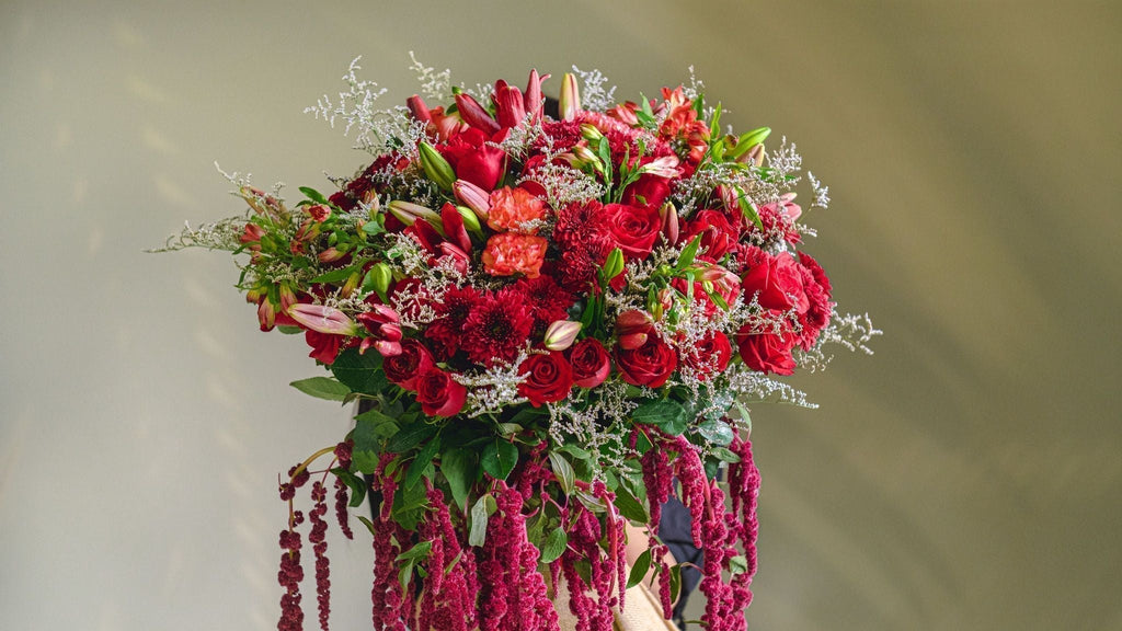 Celebrate Love This Valentine’s Day with Farmerr’s Online  Flower Delivery