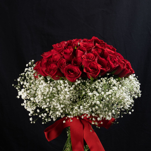Valentine’s Day Flower Delivery in Hyderabad